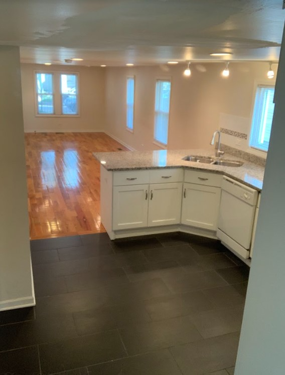 Foto del edificio - 4714 N Springfield Ave
