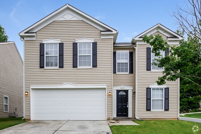 Building Photo - 7029 Maple Park Ln