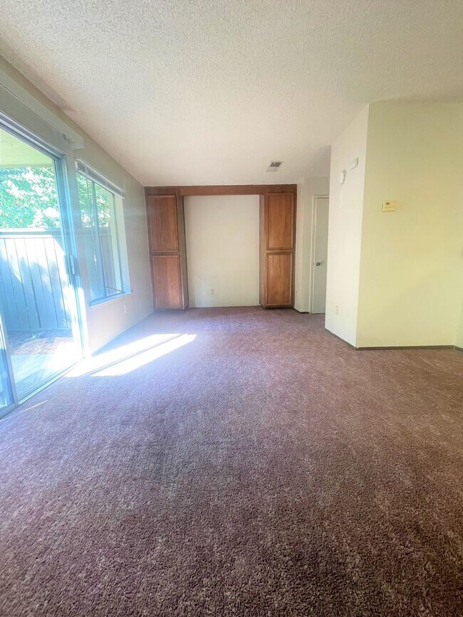 Foto del edificio - Condo in the most desired gated community ...