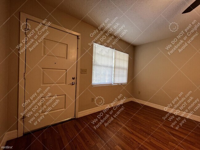 Foto del edificio - 4 br, 3 bath House - 6726 N 11th St