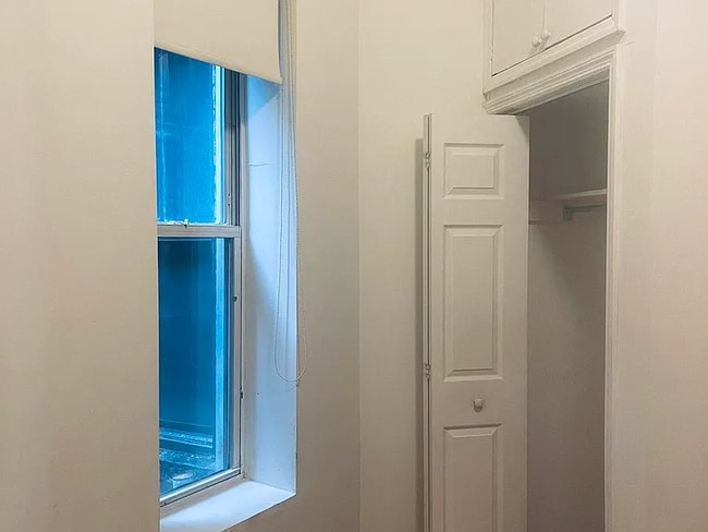 Foto del edificio - 717 E 5th St