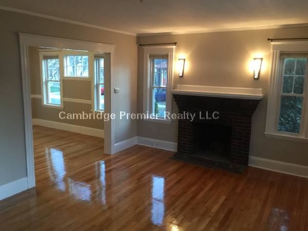 Primary Photo - 133 Webster St