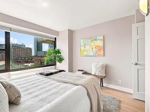 Foto del edificio - 135 Montgomery St