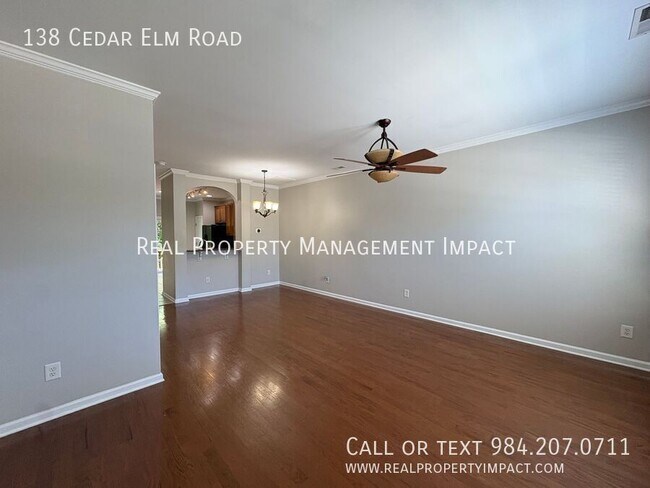 Foto del edificio - 138 Cedar Elm Rd