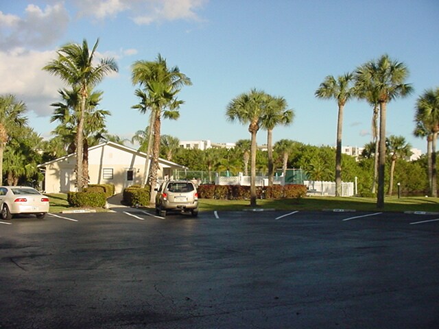 Foto del edificio - 2370 NE Ocean Blvd