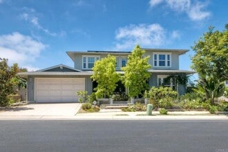Building Photo - 888 Channel Island Dr