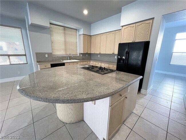 Foto del edificio - 70 Castle Creek Ct