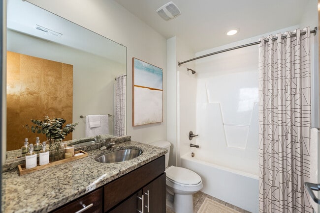 Building Photo - Hopper Lofts