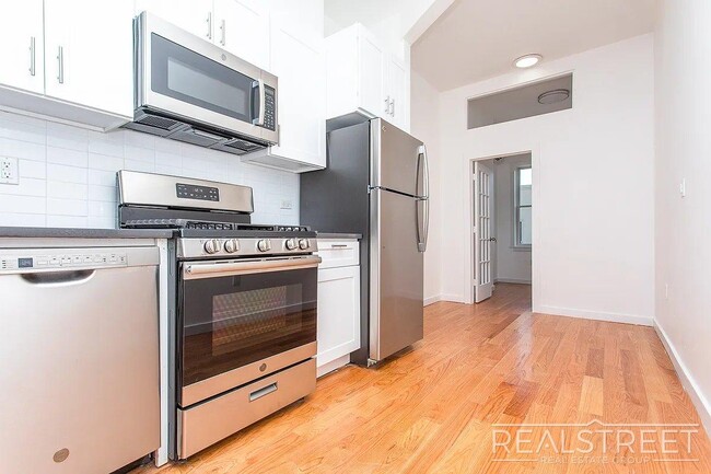 Photo - Troutman Street Apartment