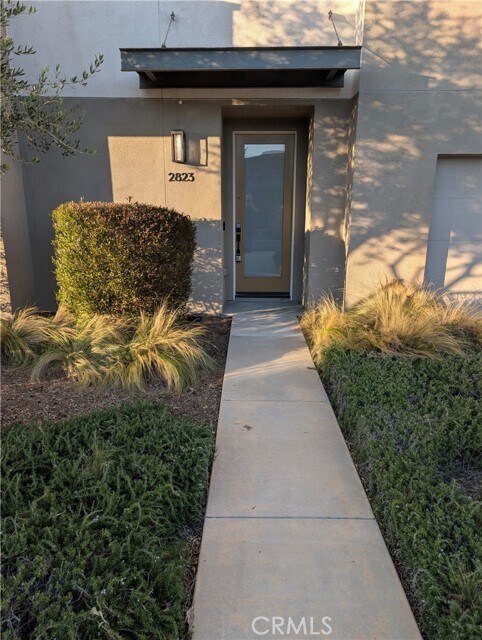 Foto del edificio - 2823 Lily Ln