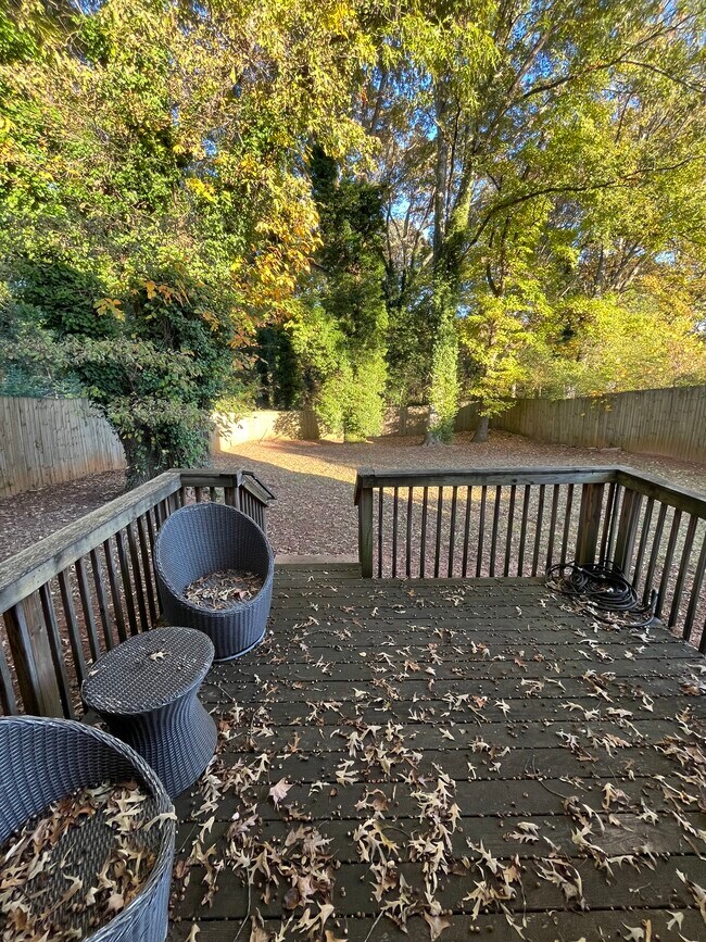 Foto del edificio - 1936 Don Juan Ln