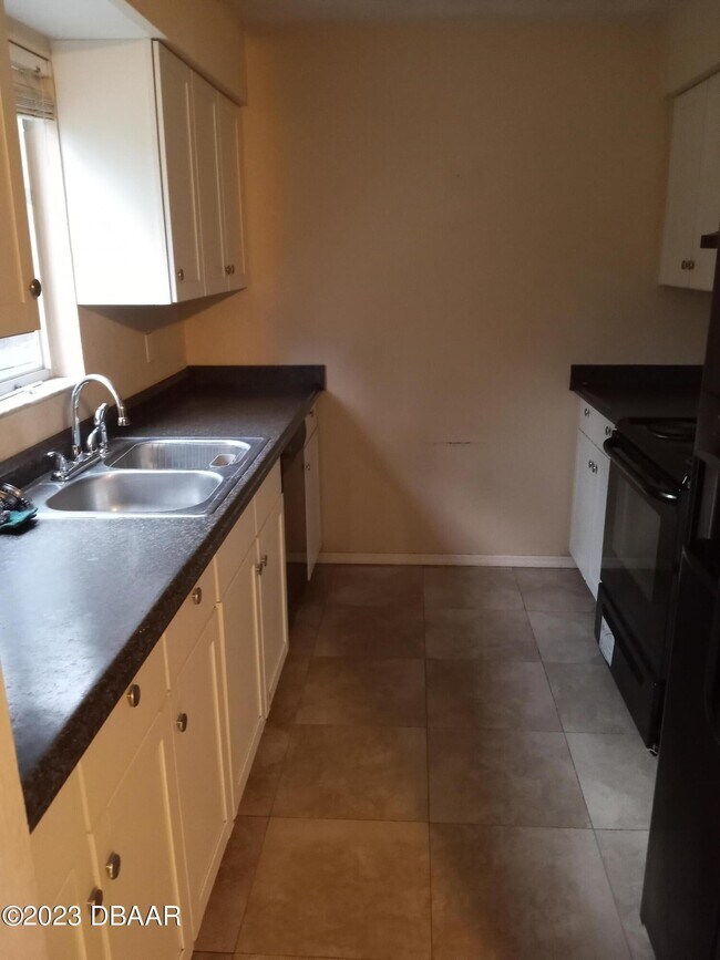 Foto del edificio - 2002 S Palmetto Ave