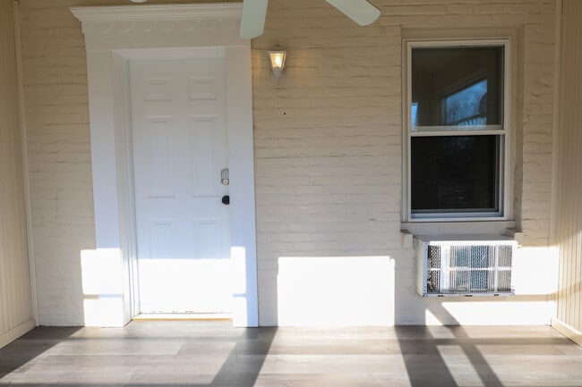 Building Photo - 9104 Baltimore St