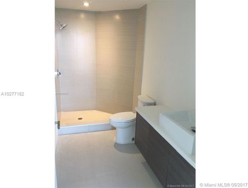 Foto del edificio - 1010 SW 2nd Ave
