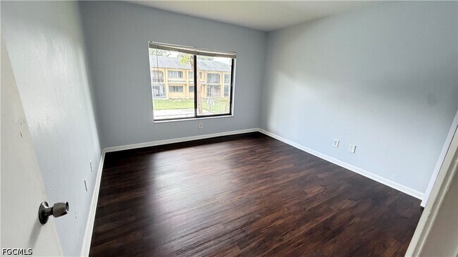 Foto del edificio - 608 Gerald Ave