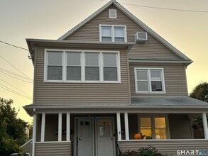Building Photo - 181 Fox St