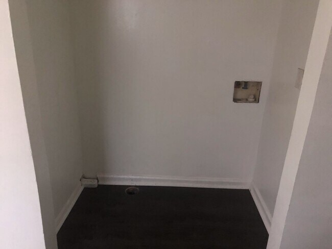 Foto del edificio - 3542 Terrace Ave