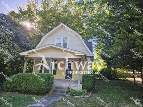 Building Photo - 3354 N 59 St