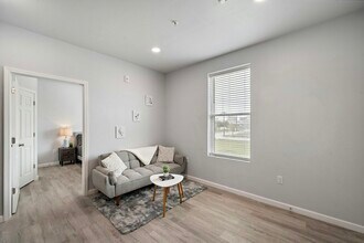 Building Photo - 801 Avenue K