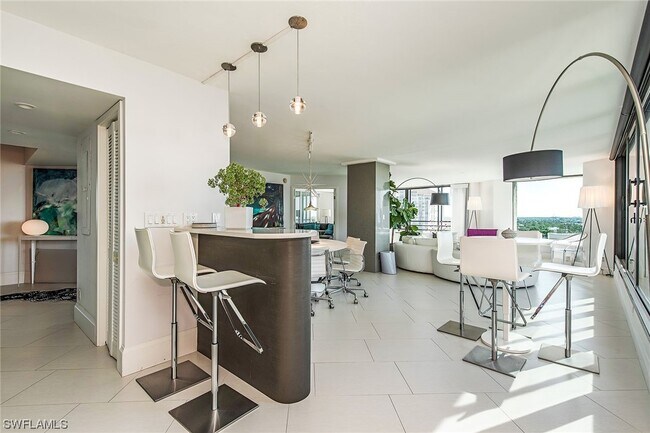 Foto del edificio - 5555 Heron Point Dr