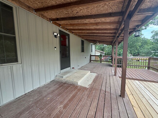 Building Photo - 14467 Worth Ln