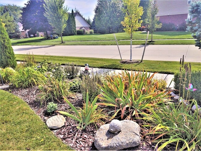 Building Photo - 6768 Merrick Dr