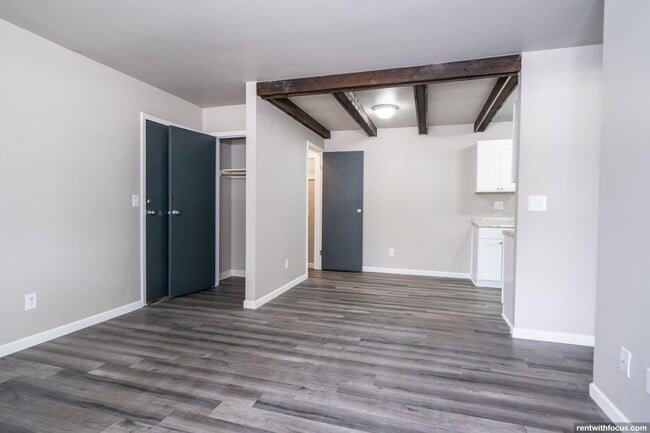 Interior Photo - EVERGREEN PLACE