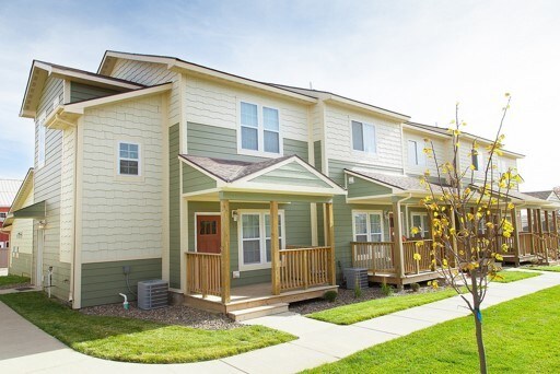 Foto principal - 3601 11th Ave NE