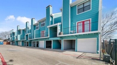 Building Photo - 5411 Columbia Ave