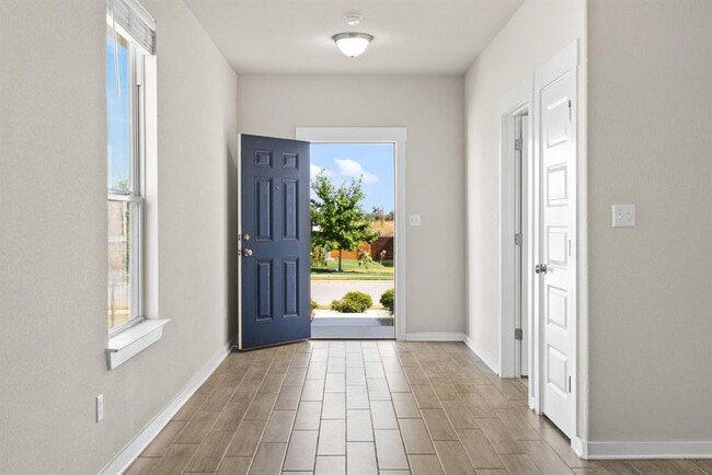 Building Photo - 221 Ancellotta Wy