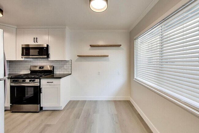 Photo - 1265 Oak Grove Avenue-05 Apartment