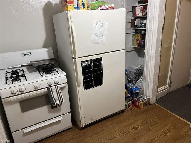 Building Photo - 3 br, 1 bath House - (August 2024)(South O...