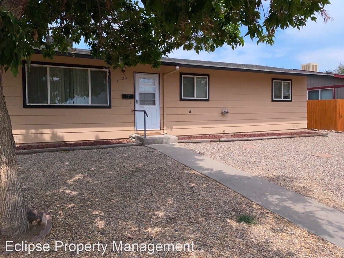 Primary Photo - 3 br, 2 bath House - 2120 Ouray Ave