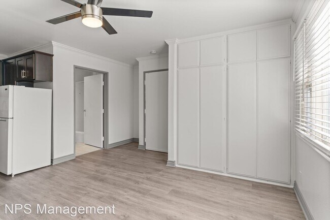 Building Photo - Studio, 1 bath Apartment - 730 Magnolia Av...