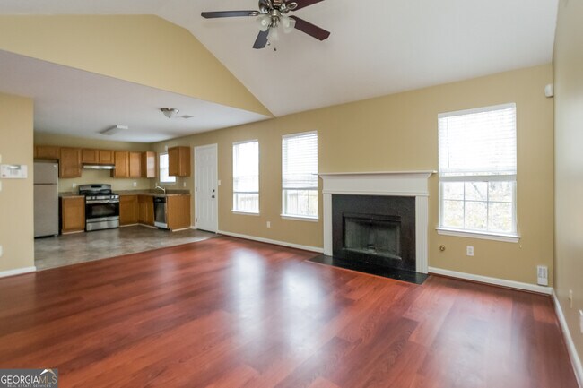 Foto del edificio - 3595 Broken Arrow Ct