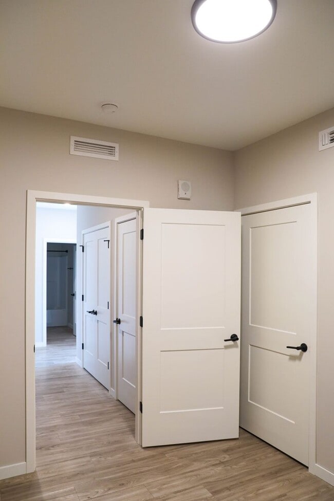 Interior Photo - B7 Flats