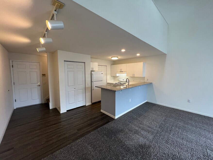 Blueberry Hill Apartments