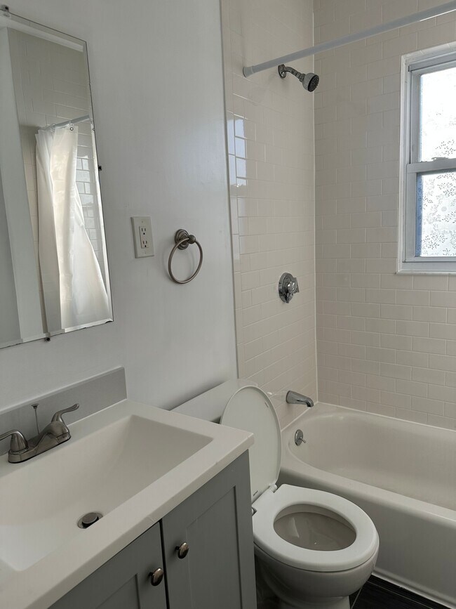 Foto del edificio - 91 Homes Ave