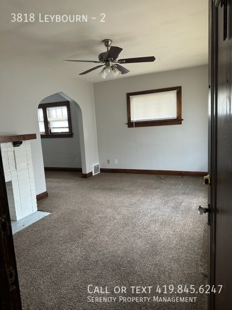 Building Photo - 3818 Leybourn Ave