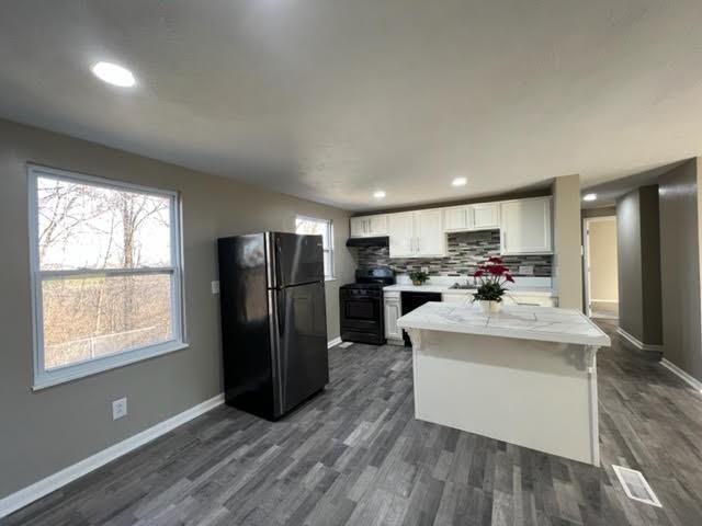 Building Photo - 781 Illini Dr