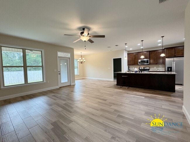 Foto del edificio - Lovely 3 Bedroom Home in Fort Walton Beach!