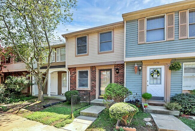 Foto del edificio - 7320 Pebblestone Dr