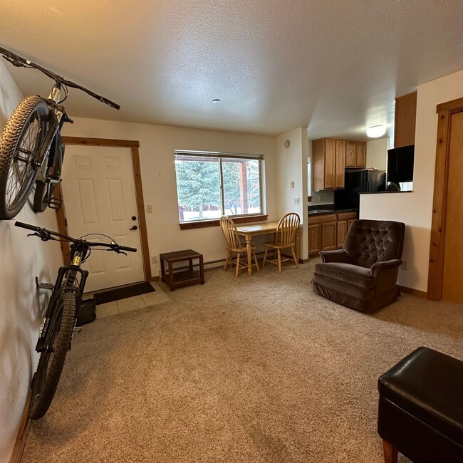 Foto del edificio - Seasonal Studio Apartment in Victor, ID