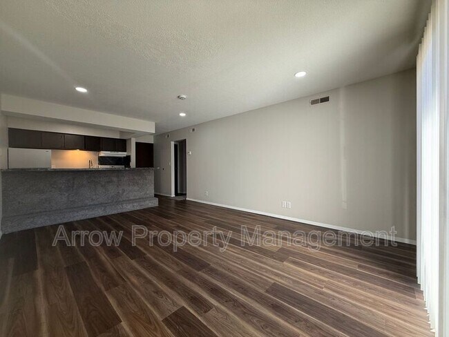 Foto del edificio - 649 S 18th St