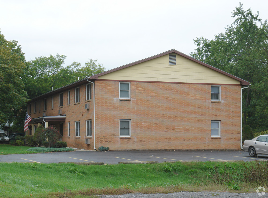 Foto principal - Edgewood Apartments