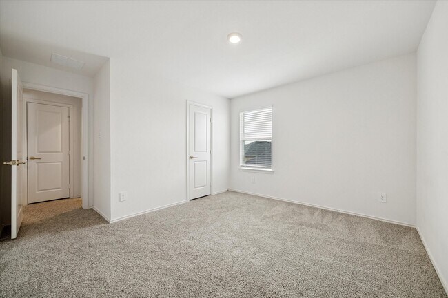 Building Photo - 2938 Bur Lndg Ln