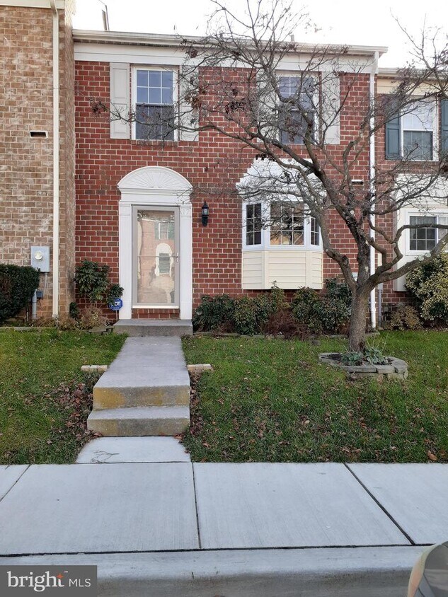 17 Silverton Ct, Cockeysville, MD 21030 Condo for Rent in