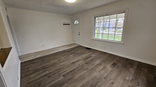 Living Room - 5474 Terrace Ave