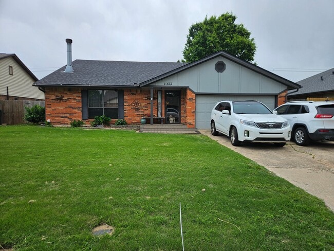 Photo - 11612 SW 7th St House