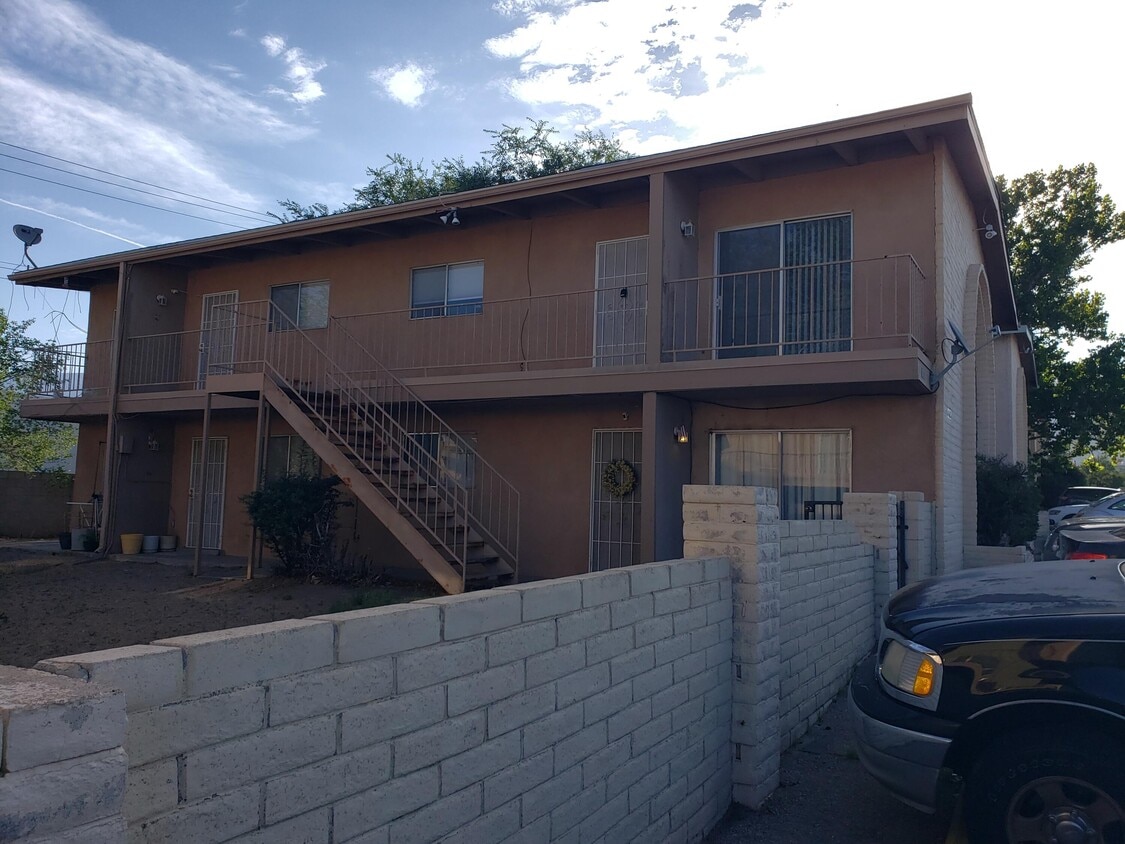 11005 Towner Ave NE, Albuquerque, NM 87112 Townhome Rentals in
